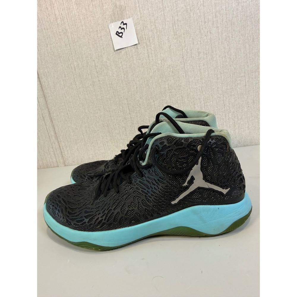 Air Jordan Ultra Fly 2 834268 006 Men's 11.5 Black/ Reflect Silver-Hypher - Picture 1 of 16